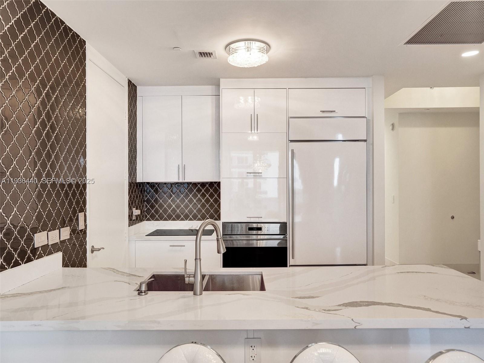 16001 Collins Ave #702, Sunny Isles Beach FL 33160
