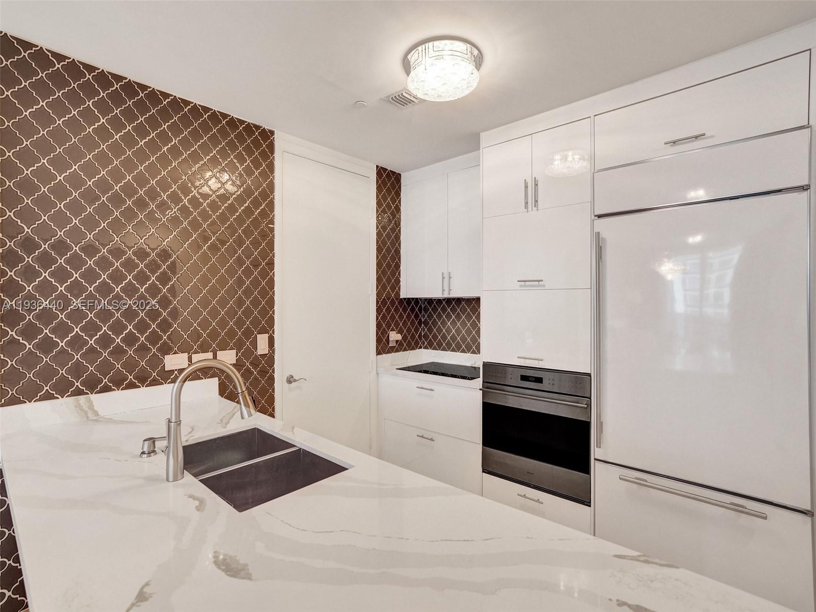 16001 Collins Ave #702, Sunny Isles Beach FL 33160