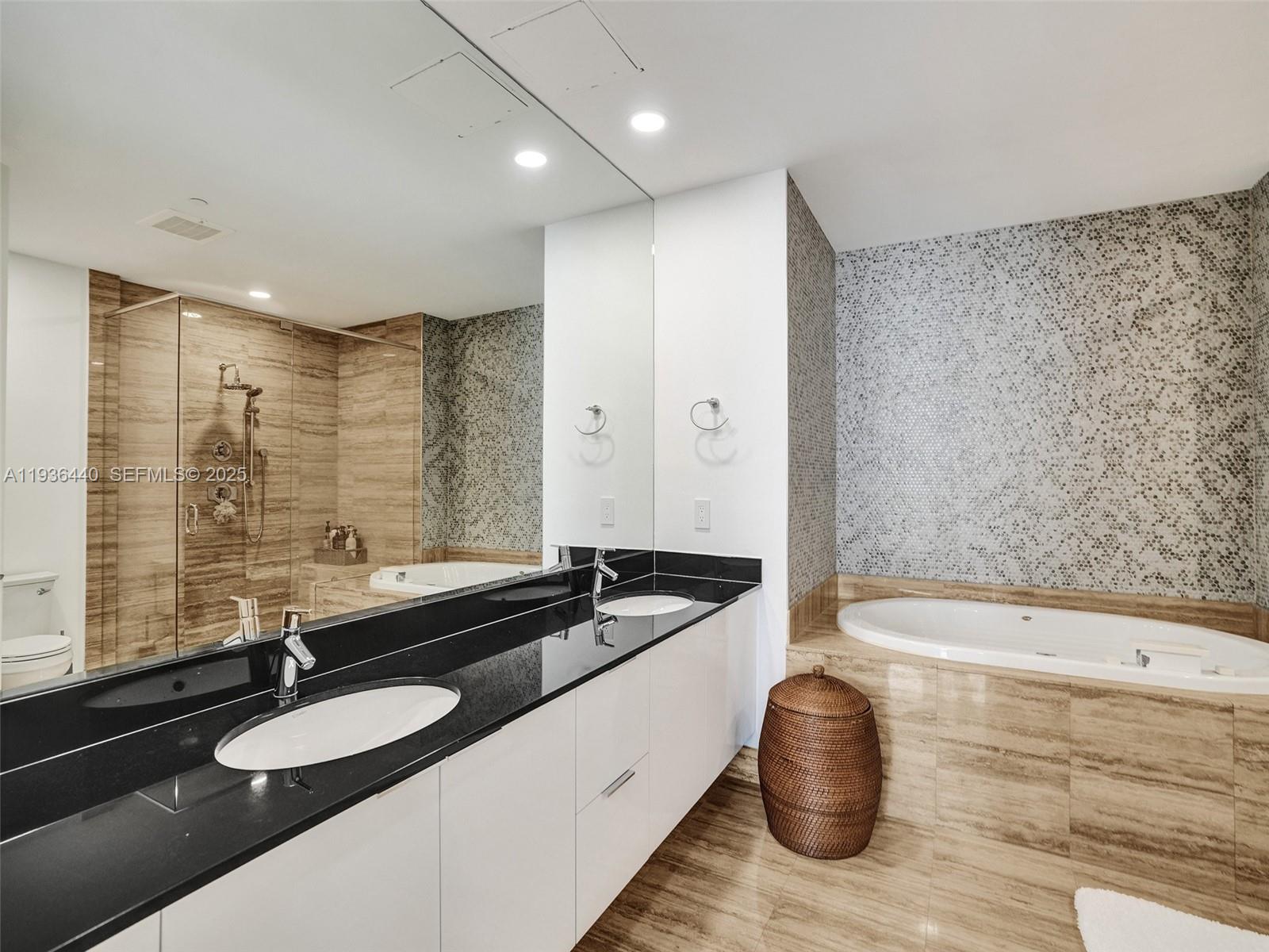 16001 Collins Ave #702, Sunny Isles Beach FL 33160