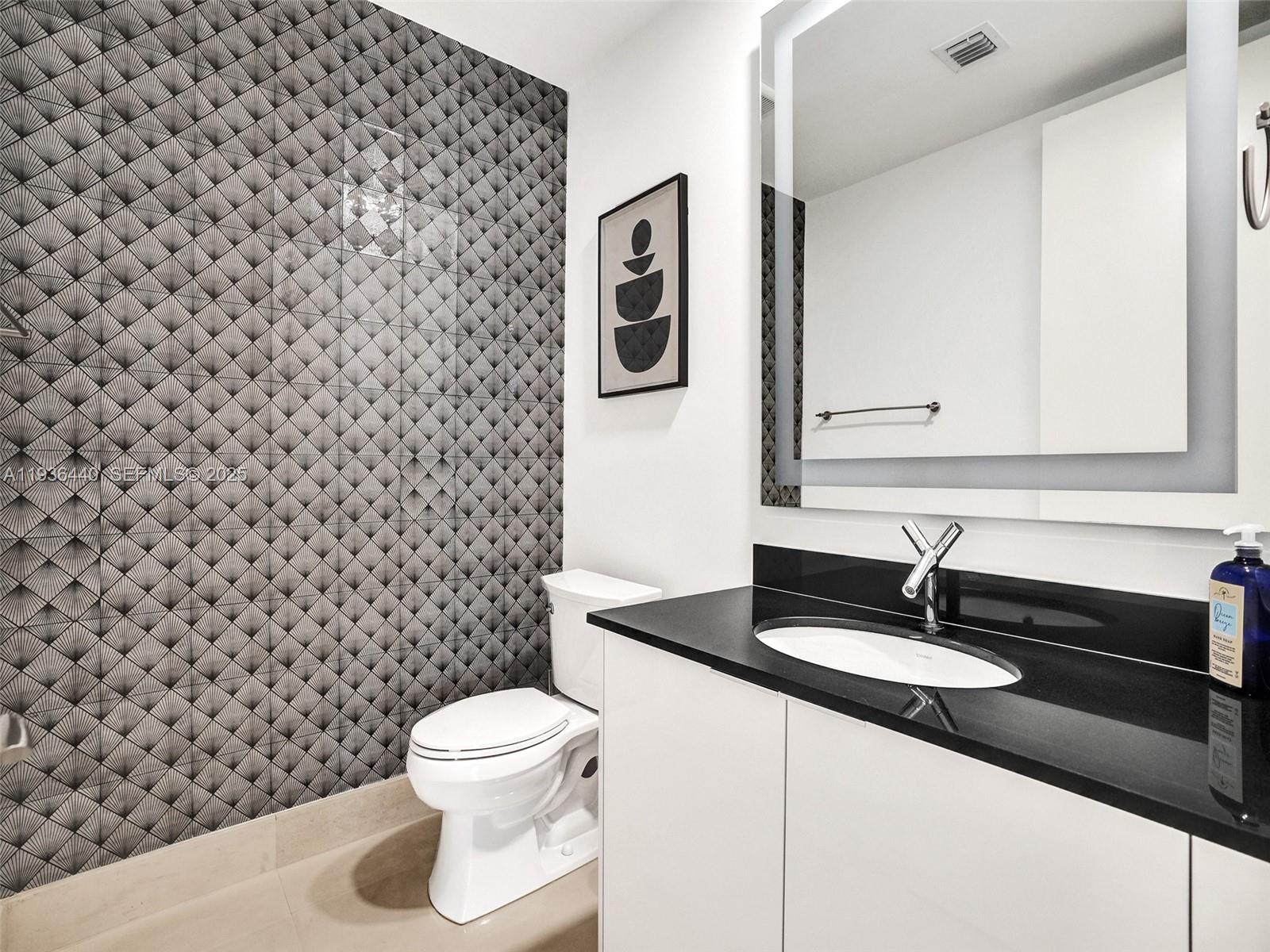 16001 Collins Ave #702, Sunny Isles Beach FL 33160
