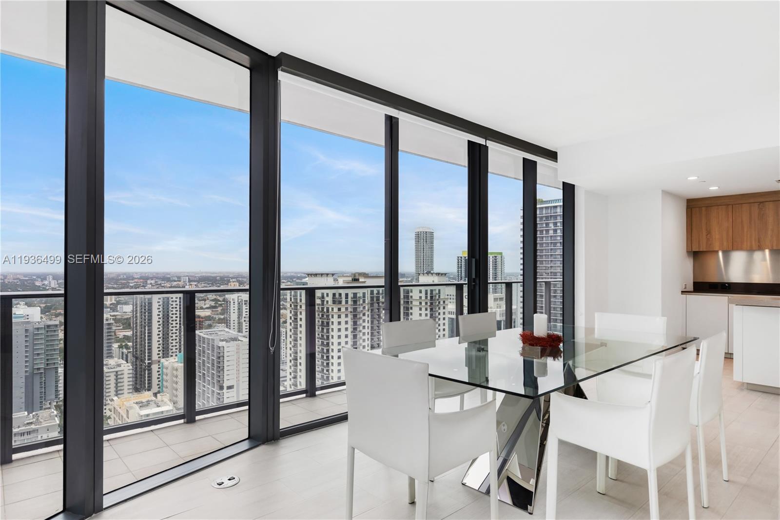 1000 Brickell Plz #3902, Miami FL 33131