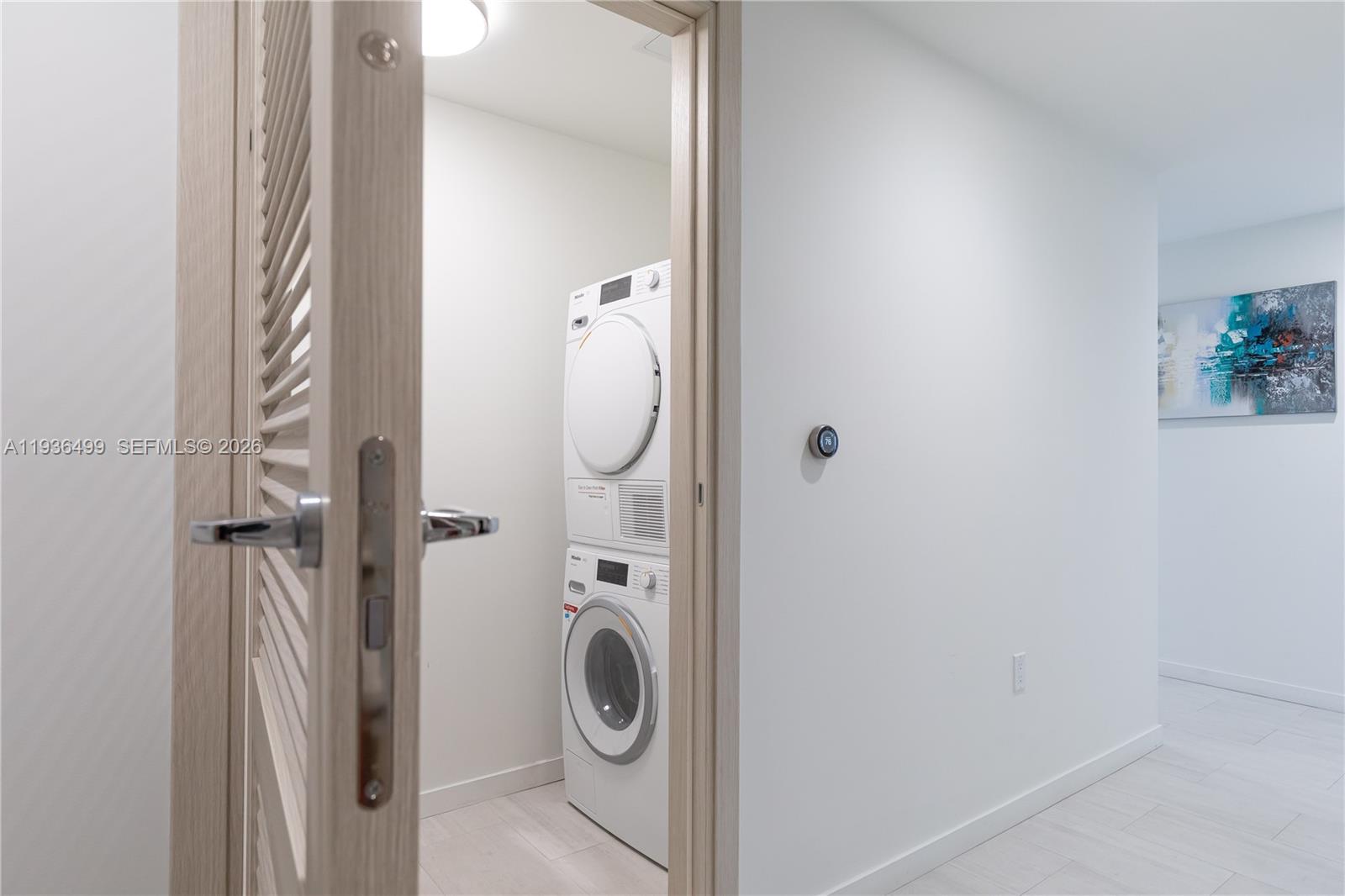 1000 Brickell Plz #3902, Miami FL 33131