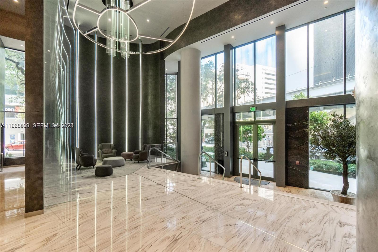 1000 Brickell Plz #3902, Miami FL 33131