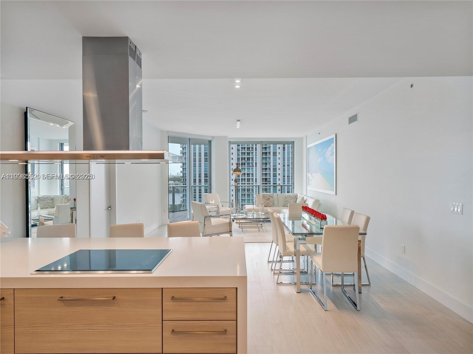 17301 Biscayne Blvd #1105, North Miami Beach FL 33160
