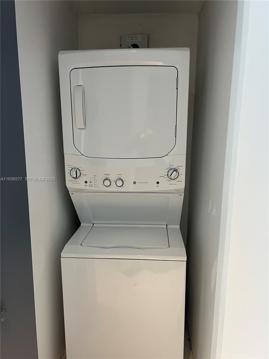 1300 S Miami Ave #2511, Miami FL 33130
