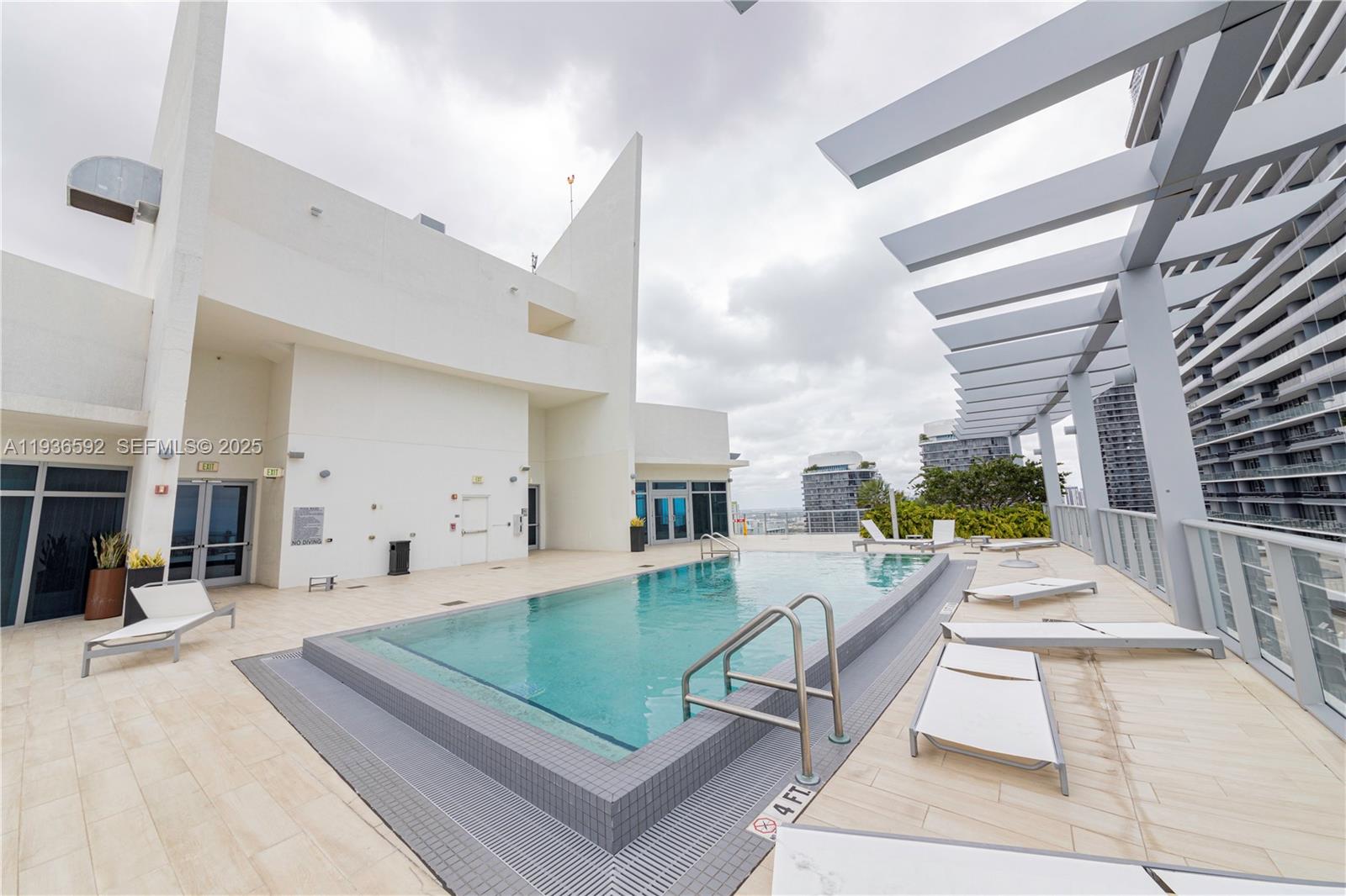 1100 S Miami Ave #1707, Miami FL 33130