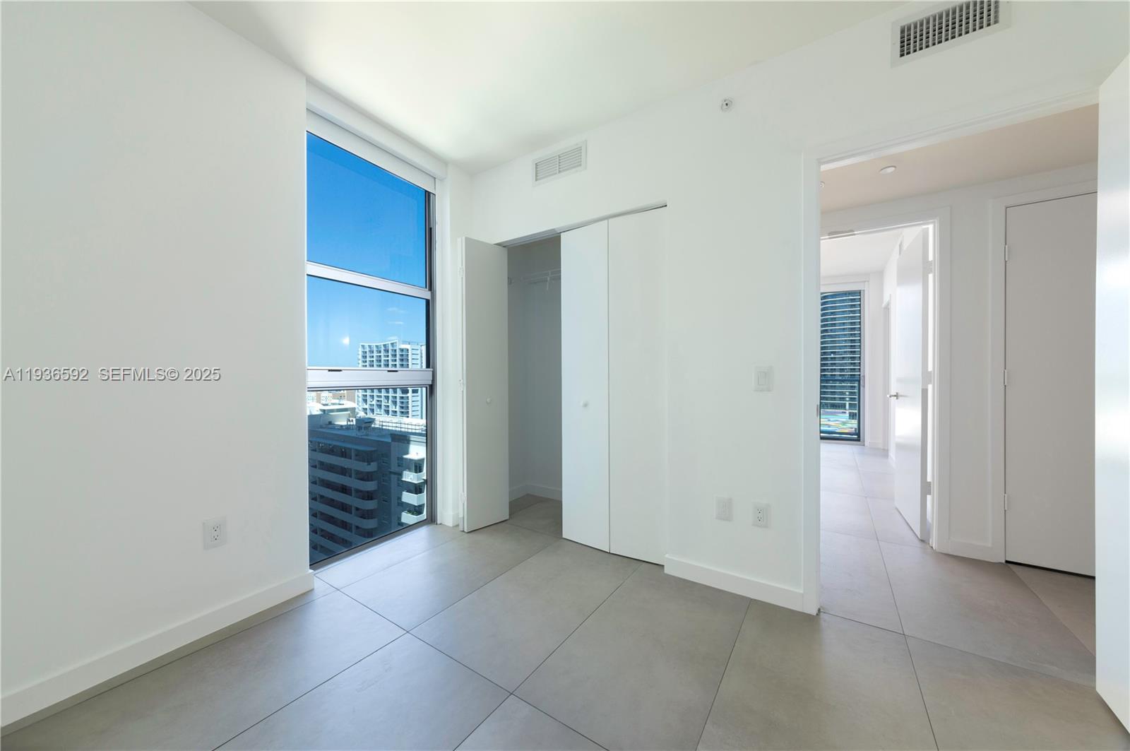 1100 S Miami Ave #1707, Miami FL 33130