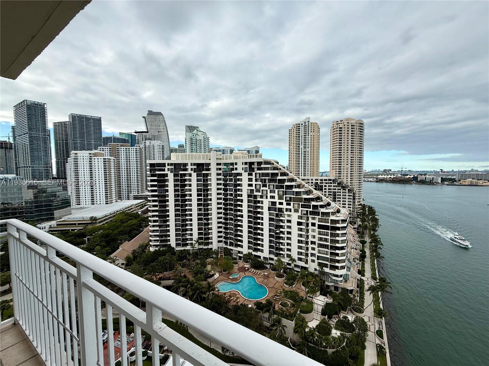 770 Claughton Island Dr #PH-15, Miami FL 33131