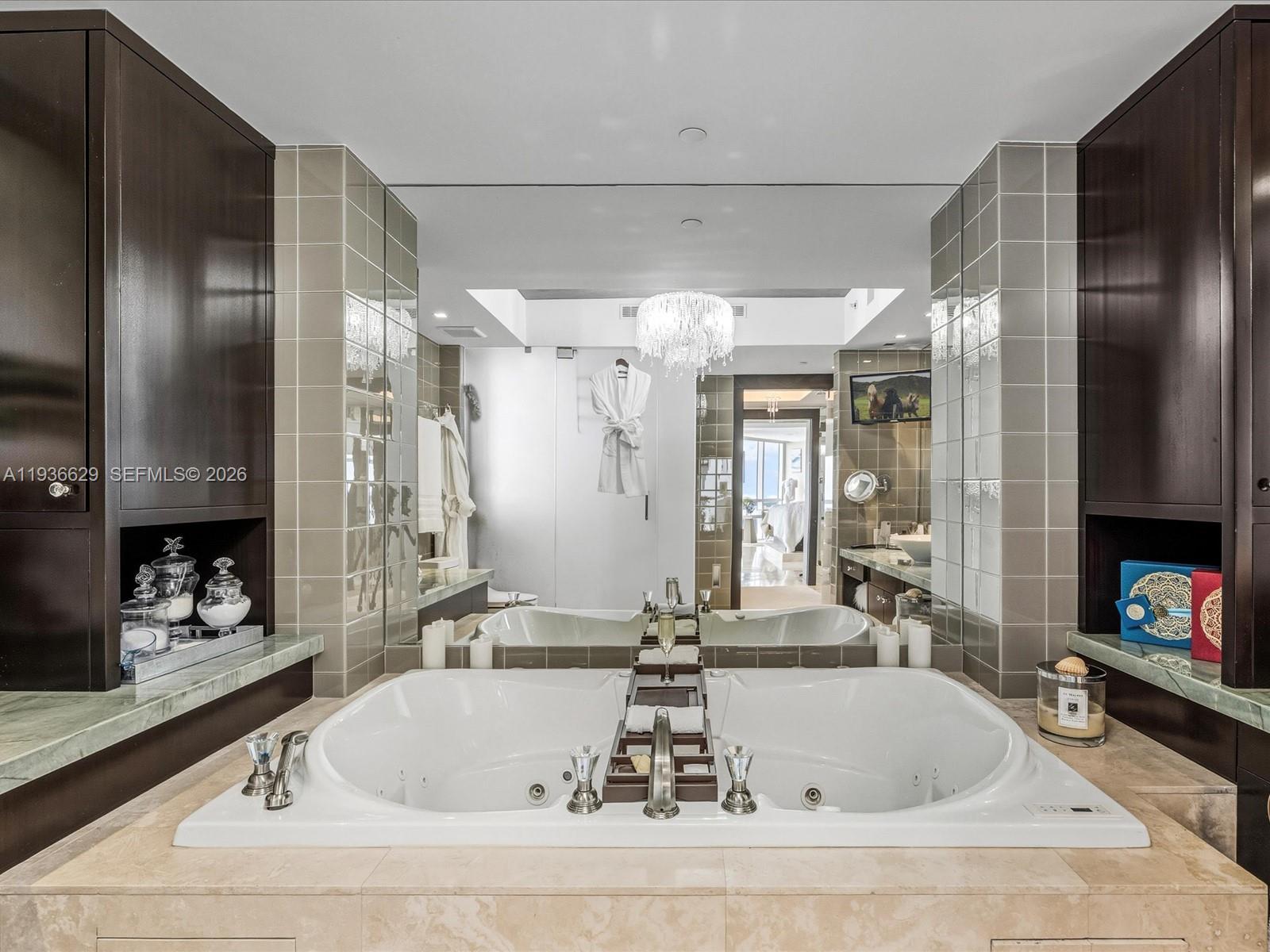 18201 Collins Ave #5101, Sunny Isles Beach FL 33160