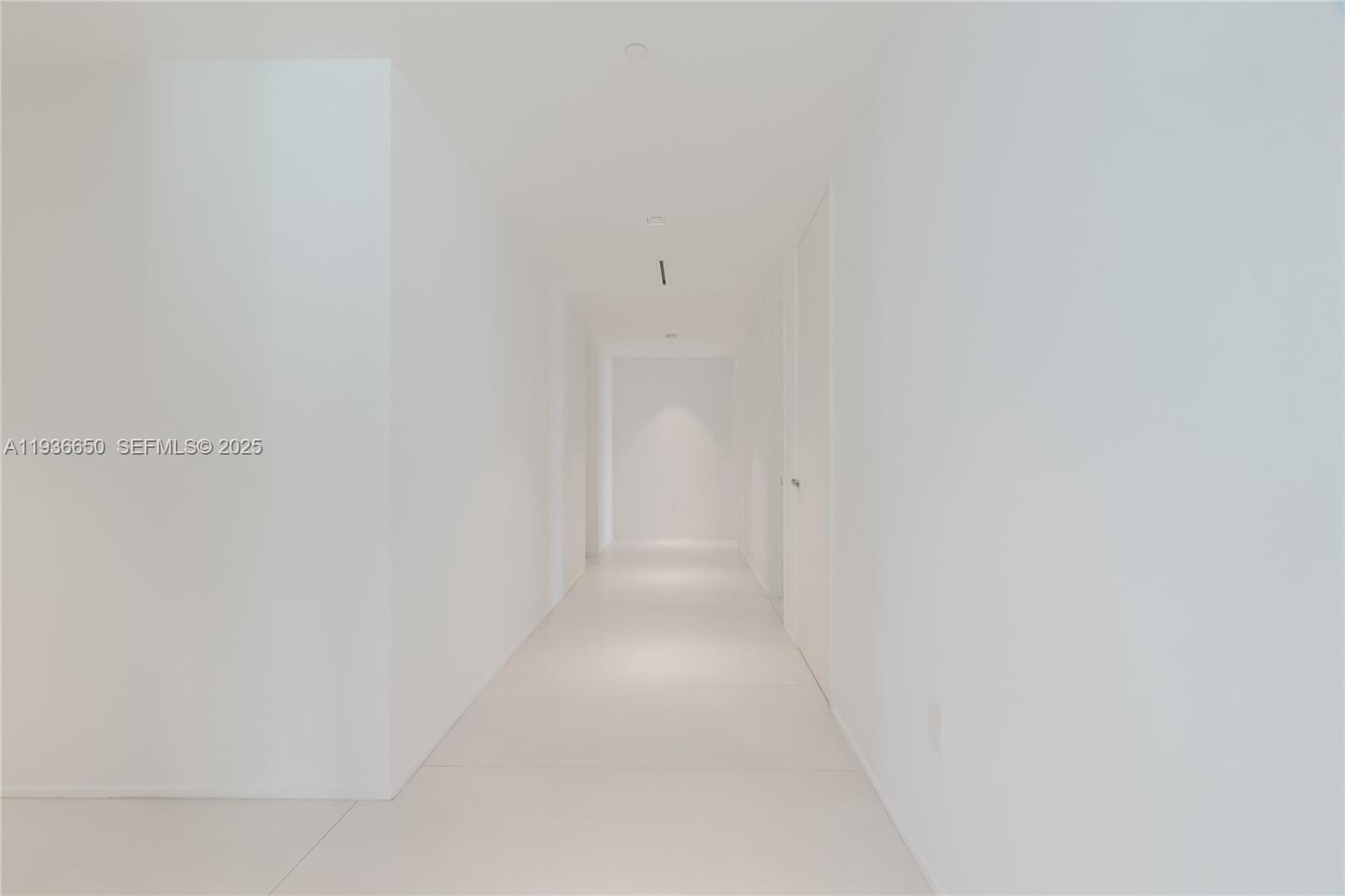 1000 Biscayne Blvd #3802, Miami FL 33132