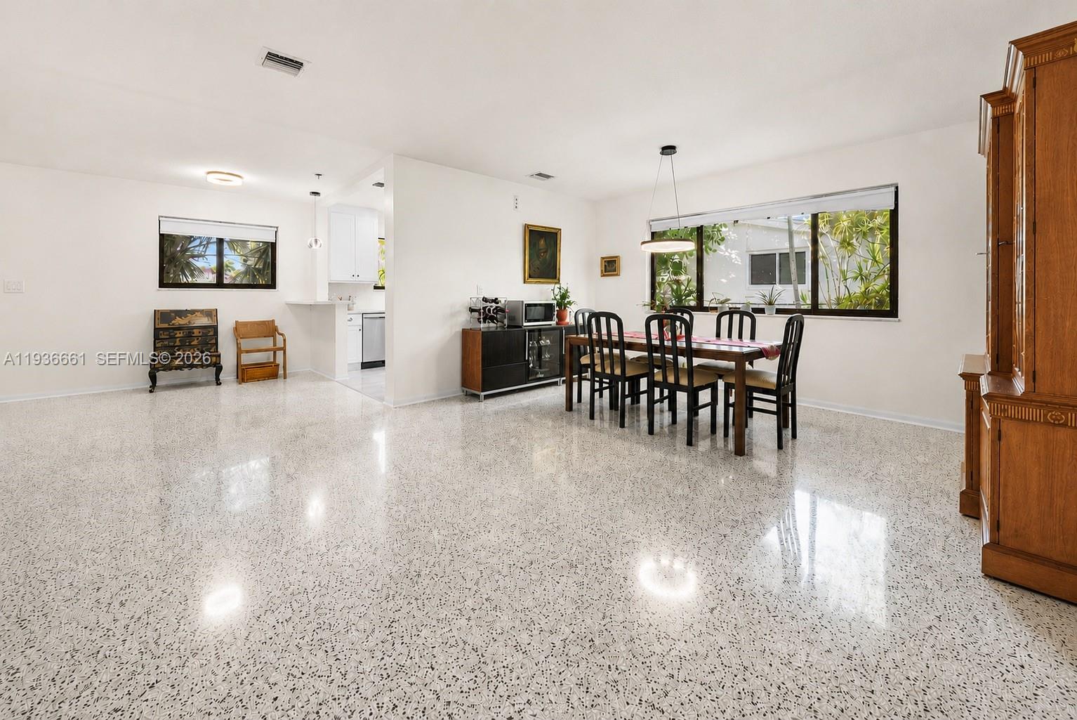 7517 Cutlass Ave, North Bay Village FL 33141