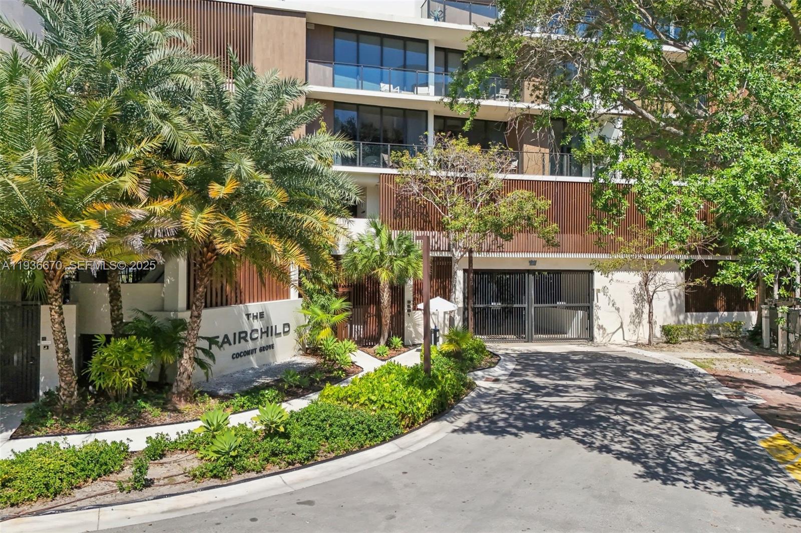 3581 E Glencoe St #309, Miami FL 33133
