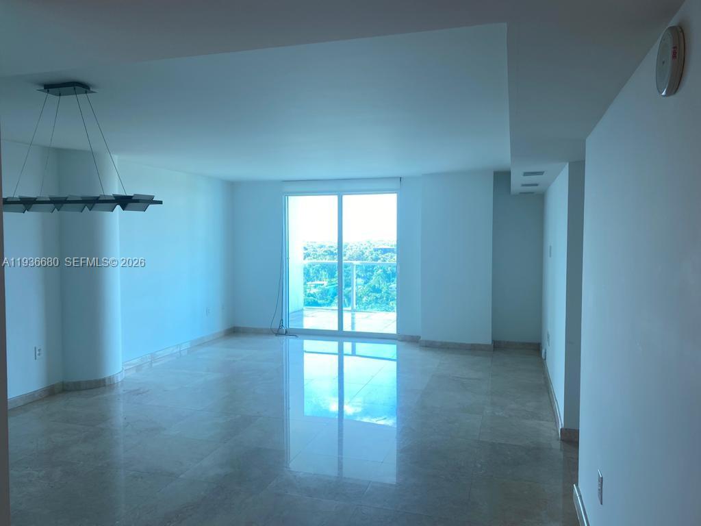 2101 Brickell Ave #1001, Miami FL 33129