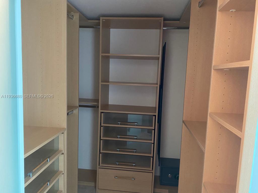 2101 Brickell Ave #1001, Miami FL 33129