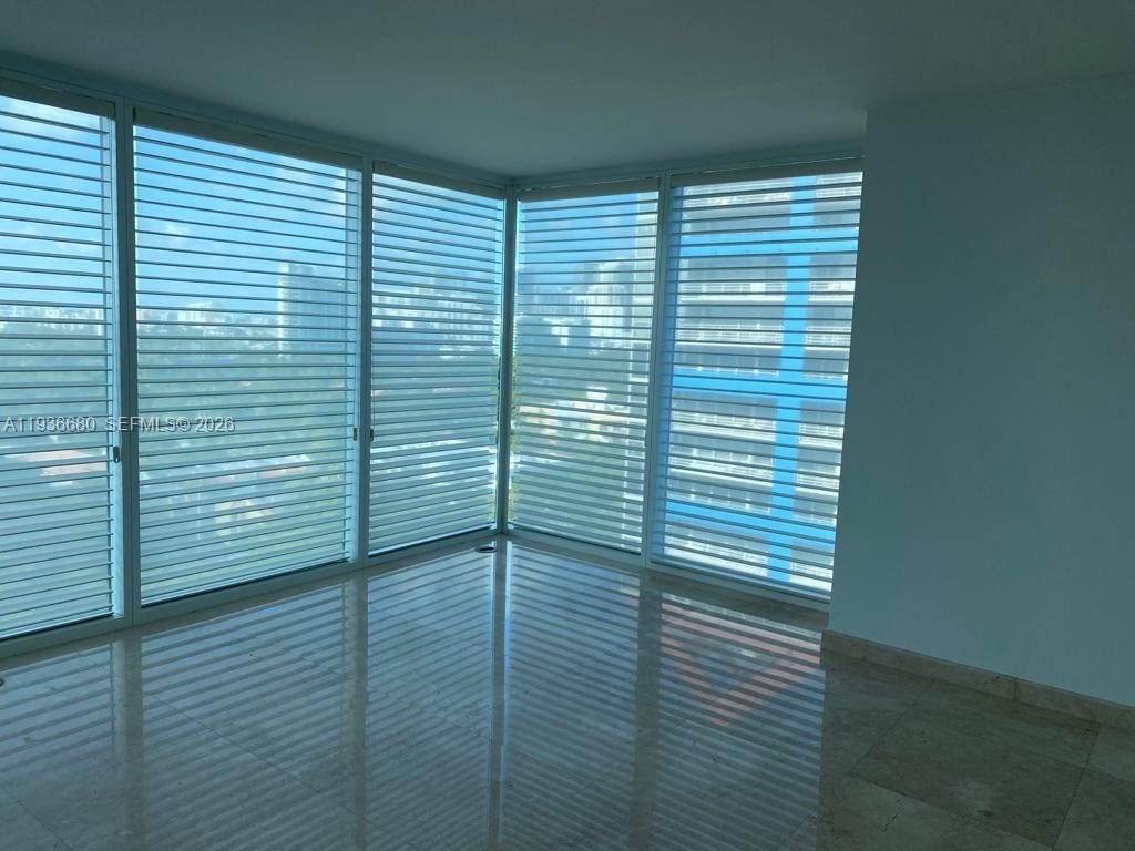 2101 Brickell Ave #1001, Miami FL 33129