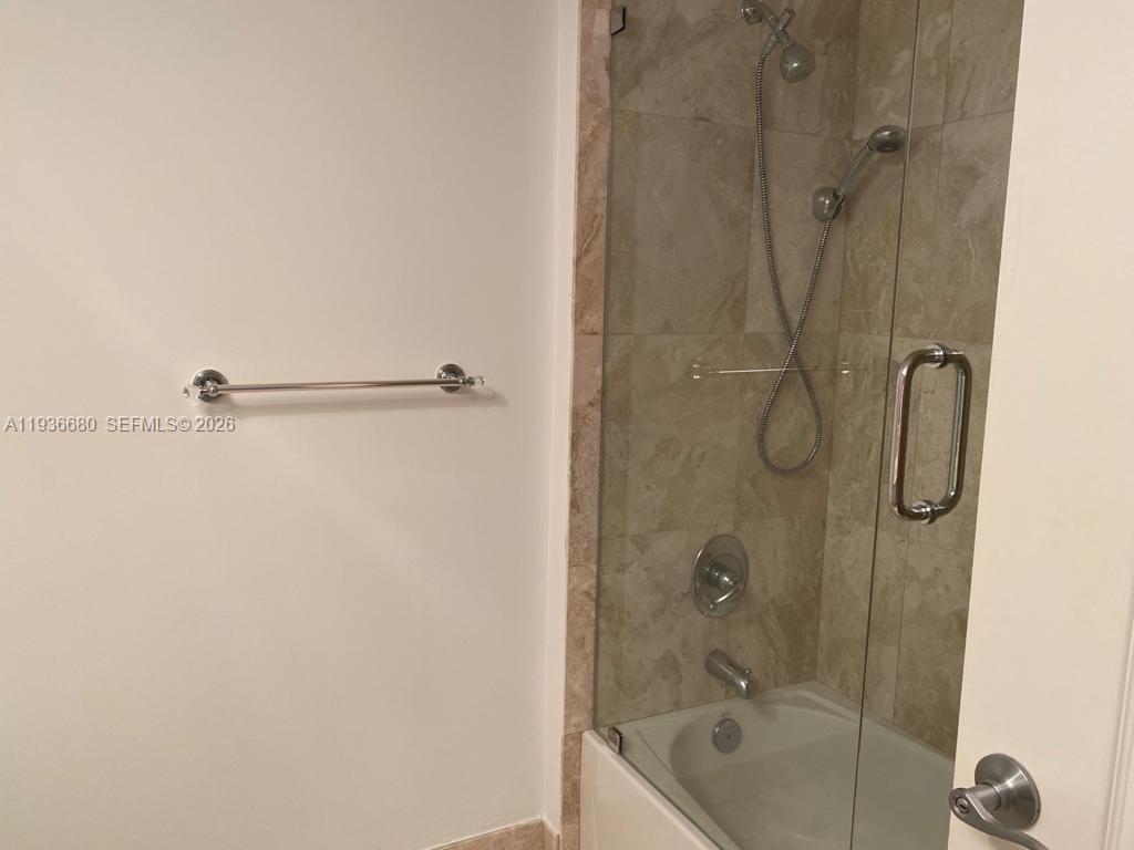 2101 Brickell Ave #1001, Miami FL 33129