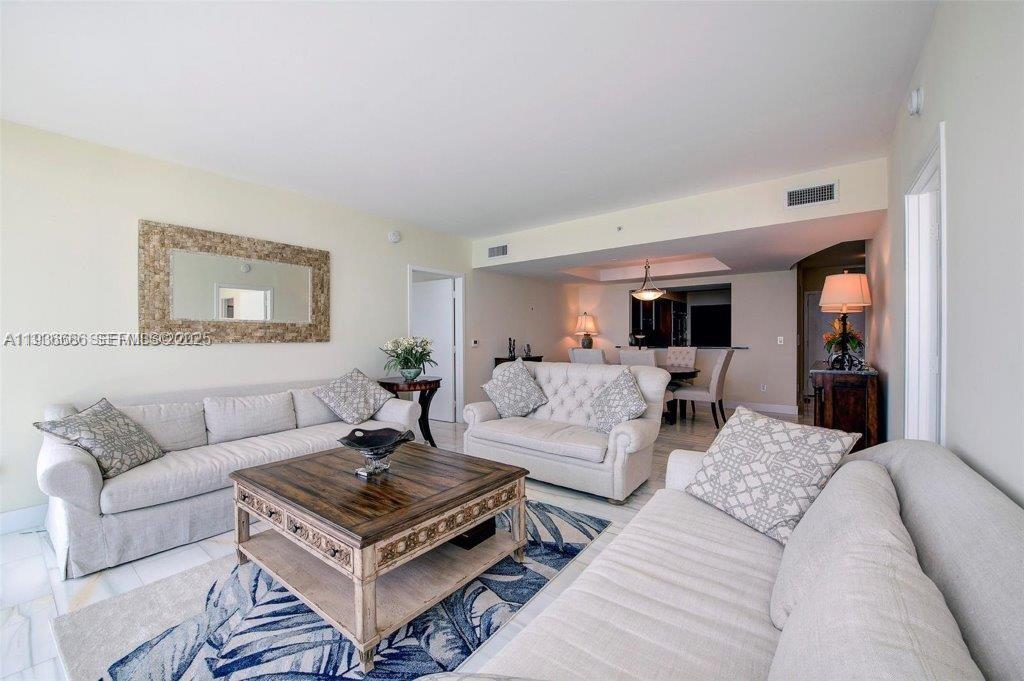 1331 Brickell Bay Dr #903, Miami FL 33131