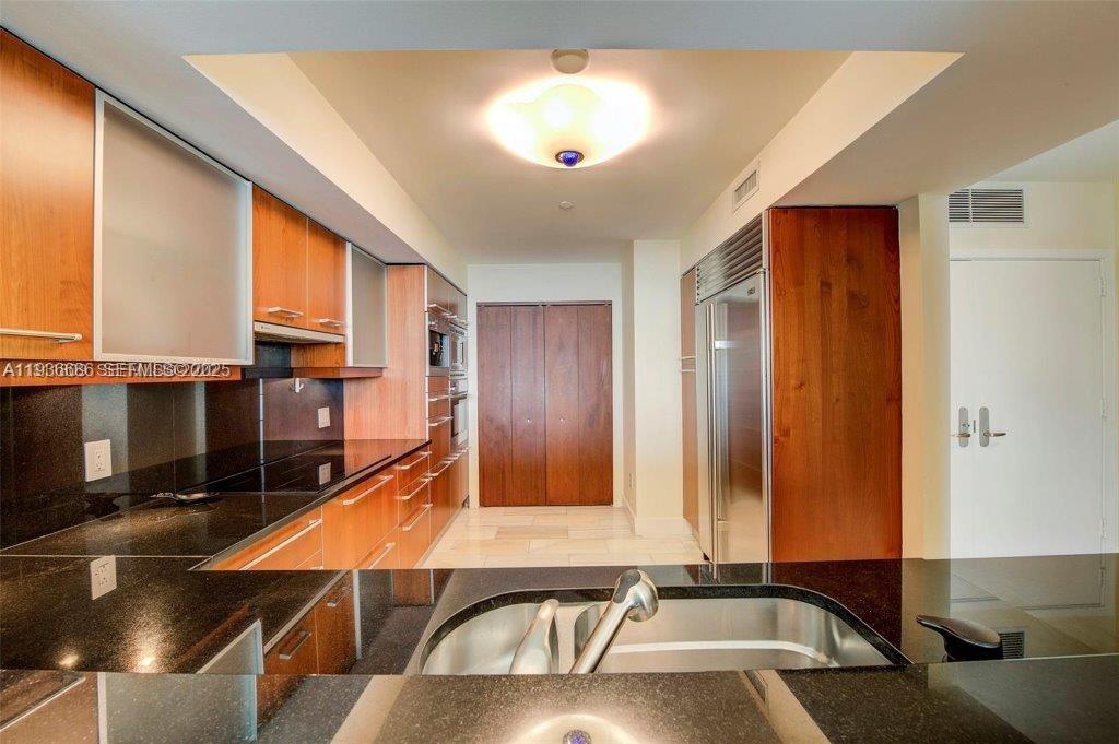 1331 Brickell Bay Dr #903, Miami FL 33131