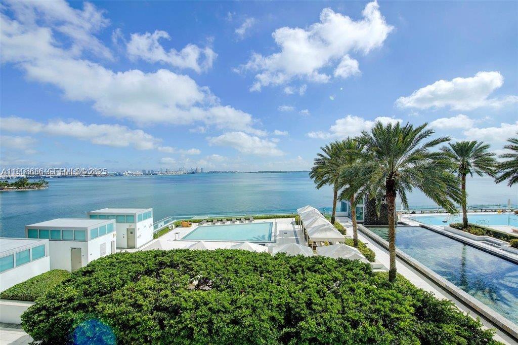 1331 Brickell Bay Dr #903, Miami FL 33131