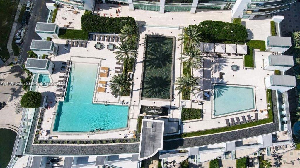 1331 Brickell Bay Dr #903, Miami FL 33131