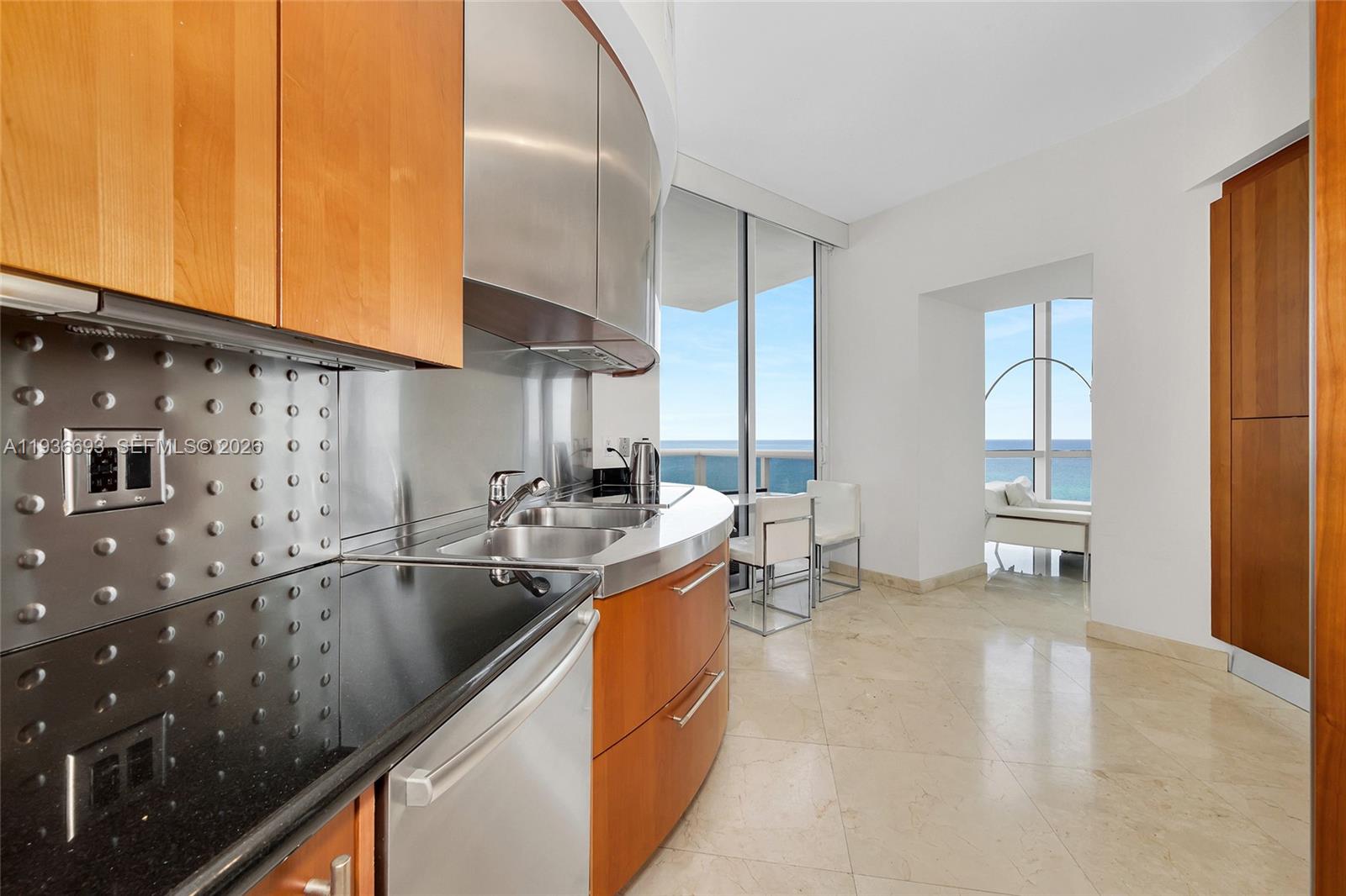 18101 Collins Ave #1609, Sunny Isles Beach FL 33160