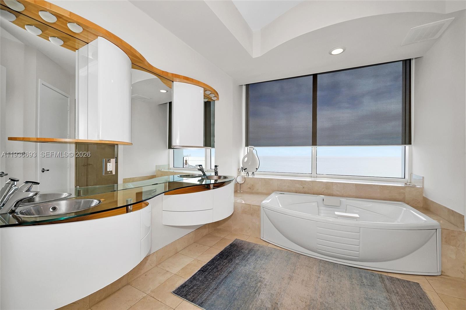 18101 Collins Ave #1609, Sunny Isles Beach FL 33160