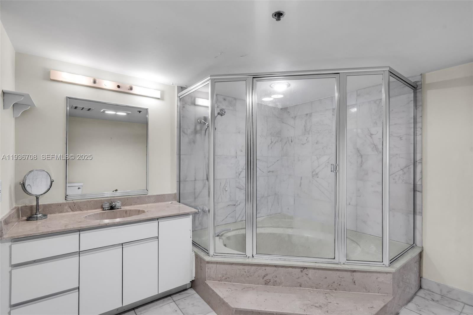 8877 Collins Ave #303, Surfside FL 33154
