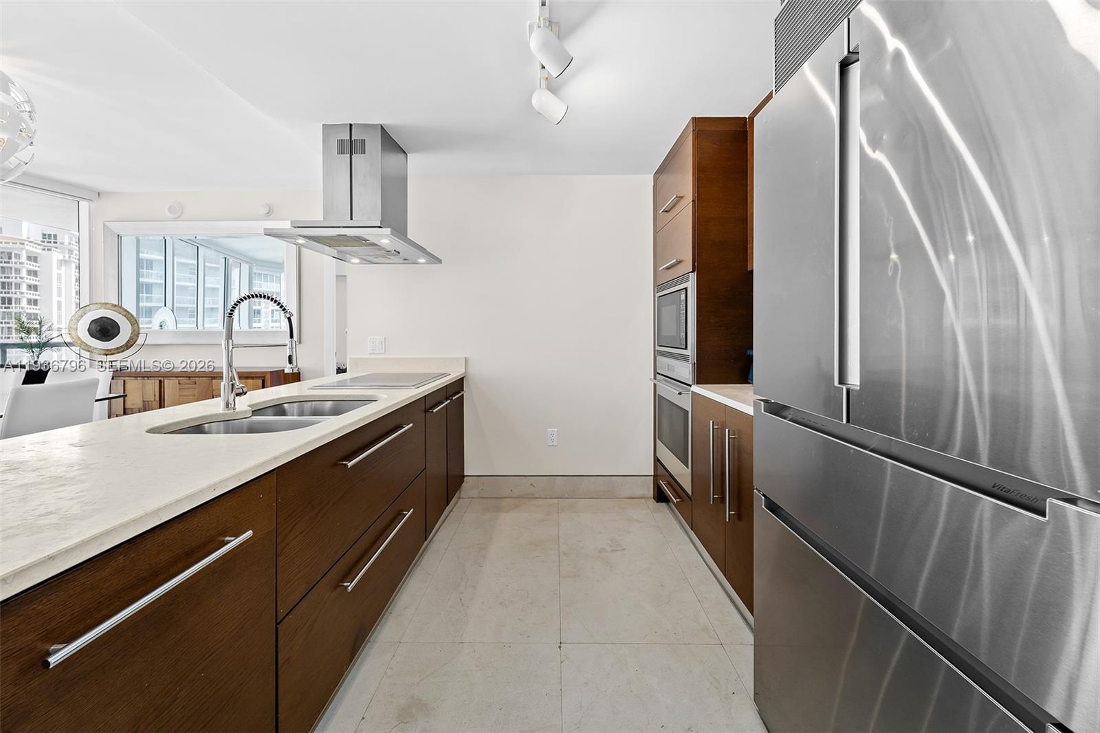 495 Brickell Ave #2904, Miami FL 33131