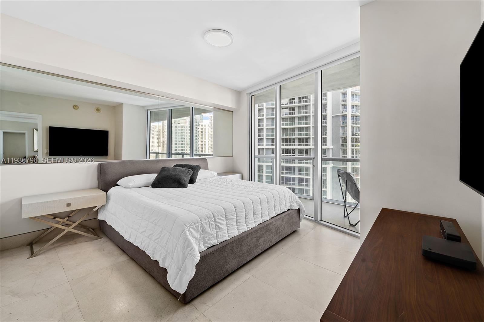 495 Brickell Ave #2904, Miami FL 33131