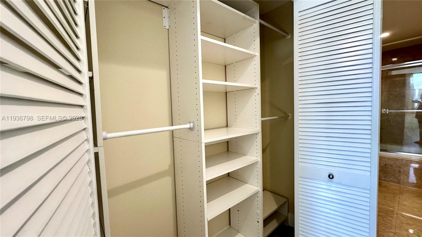 801 Brickell Key Blvd #2707, Miami FL 33131