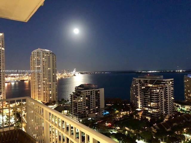 801 Brickell Key Blvd #2707, Miami FL 33131
