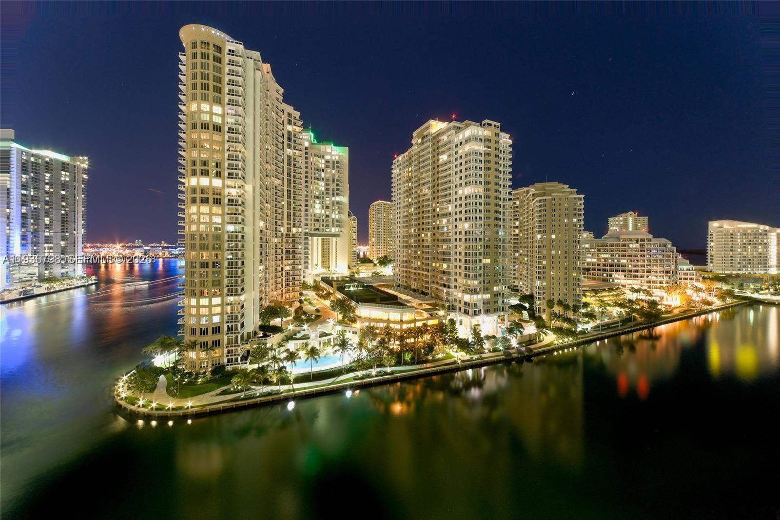 801 Brickell Key Blvd #2707, Miami FL 33131