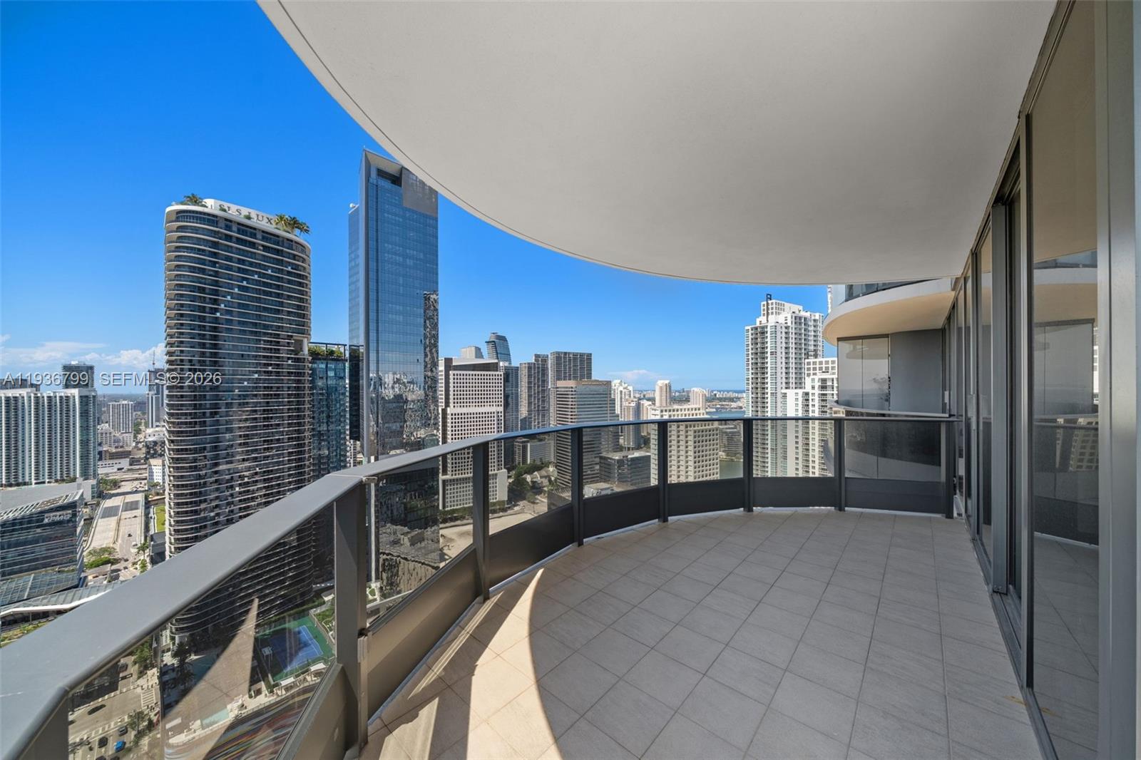 1000 Brickell Plz #4212, Miami FL 33131
