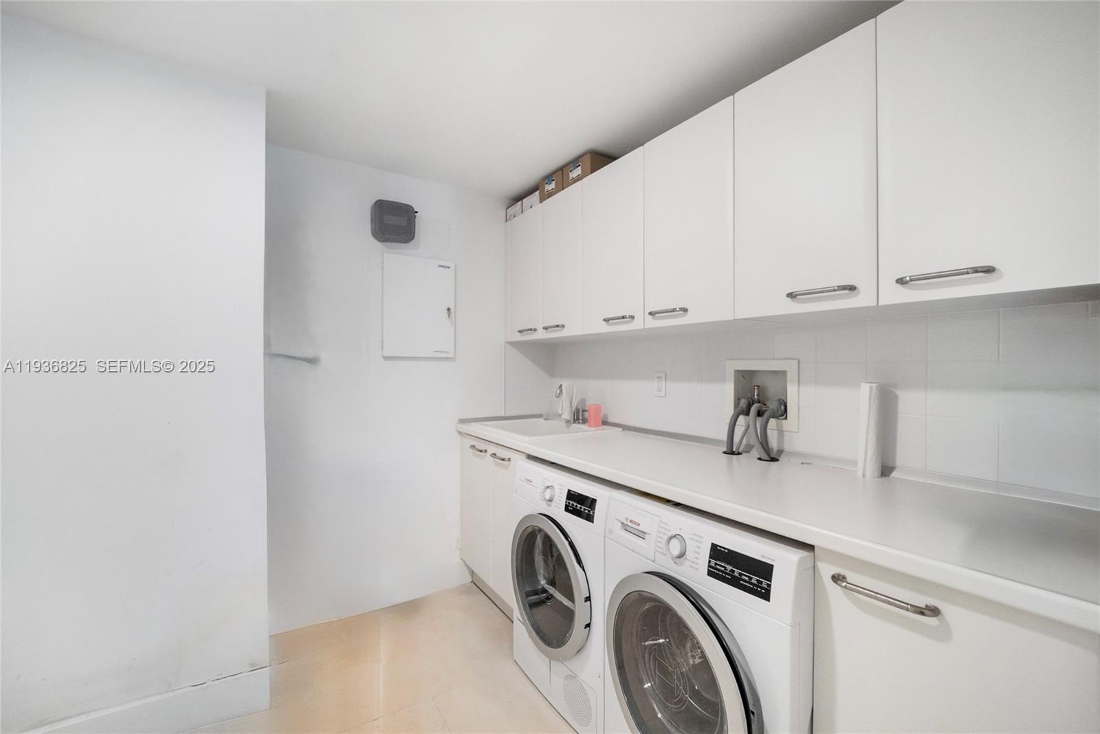 2627 S Bayshore Dr #1602, Miami FL 33133