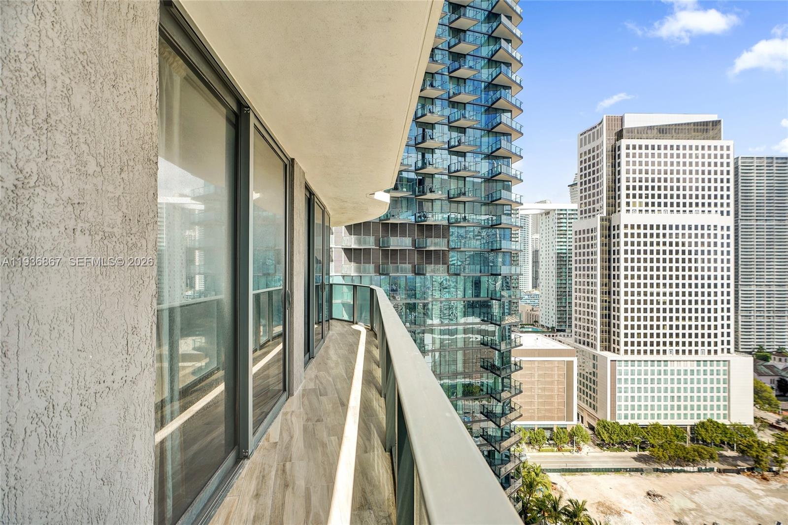 801 S Miami Ave #2405, Miami FL 33130