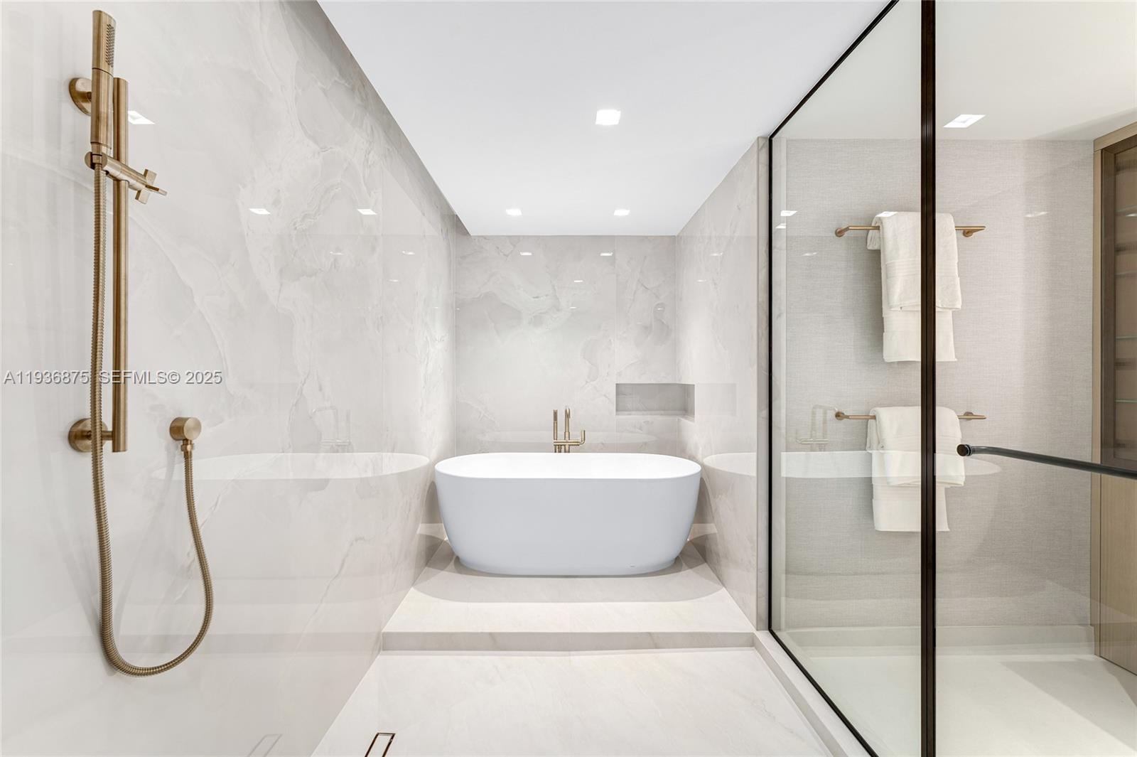 2521 Fisher Island Dr #6201, Miami Beach FL 33109