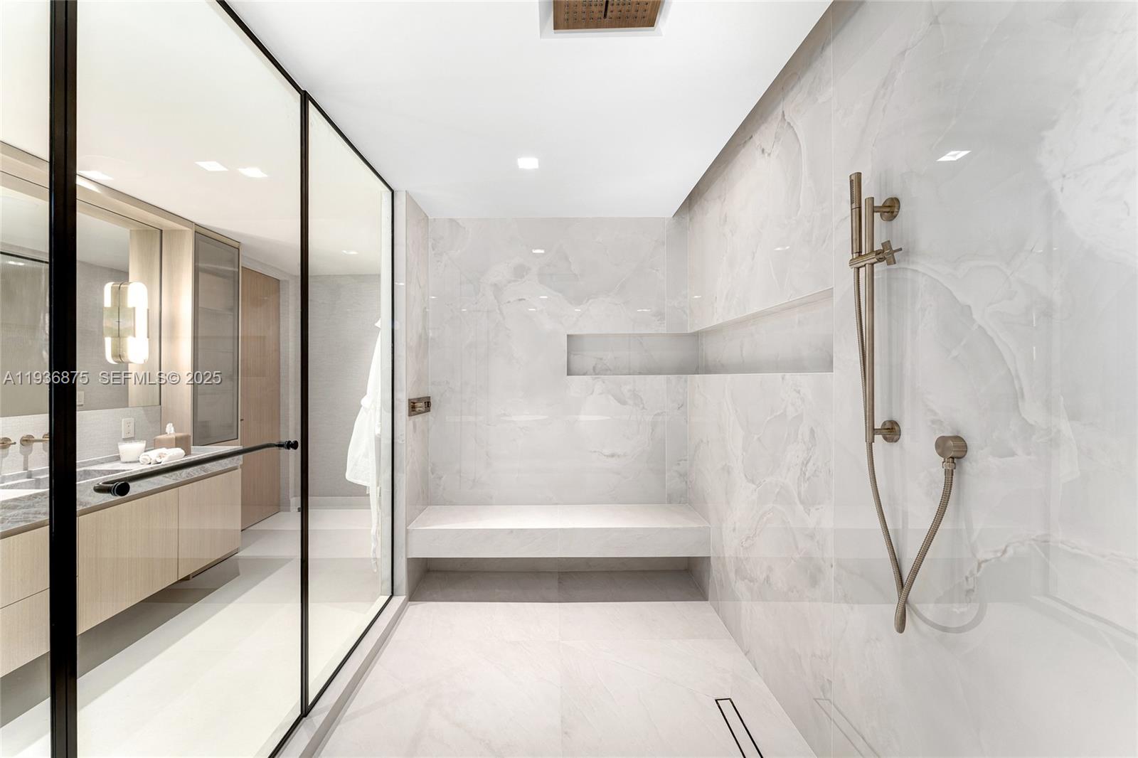 2521 Fisher Island Dr #6201, Miami Beach FL 33109