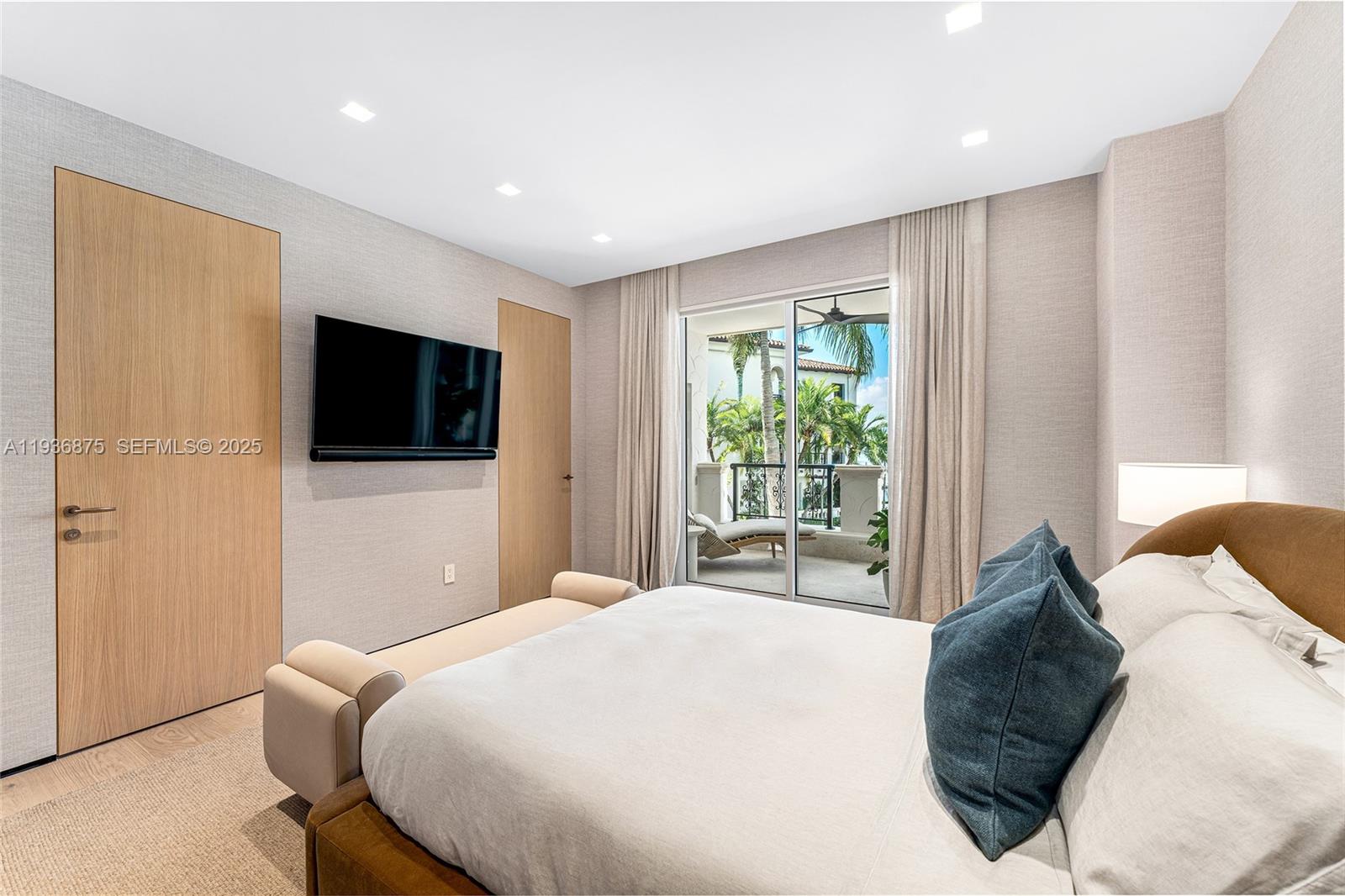 2521 Fisher Island Dr #6201, Miami Beach FL 33109