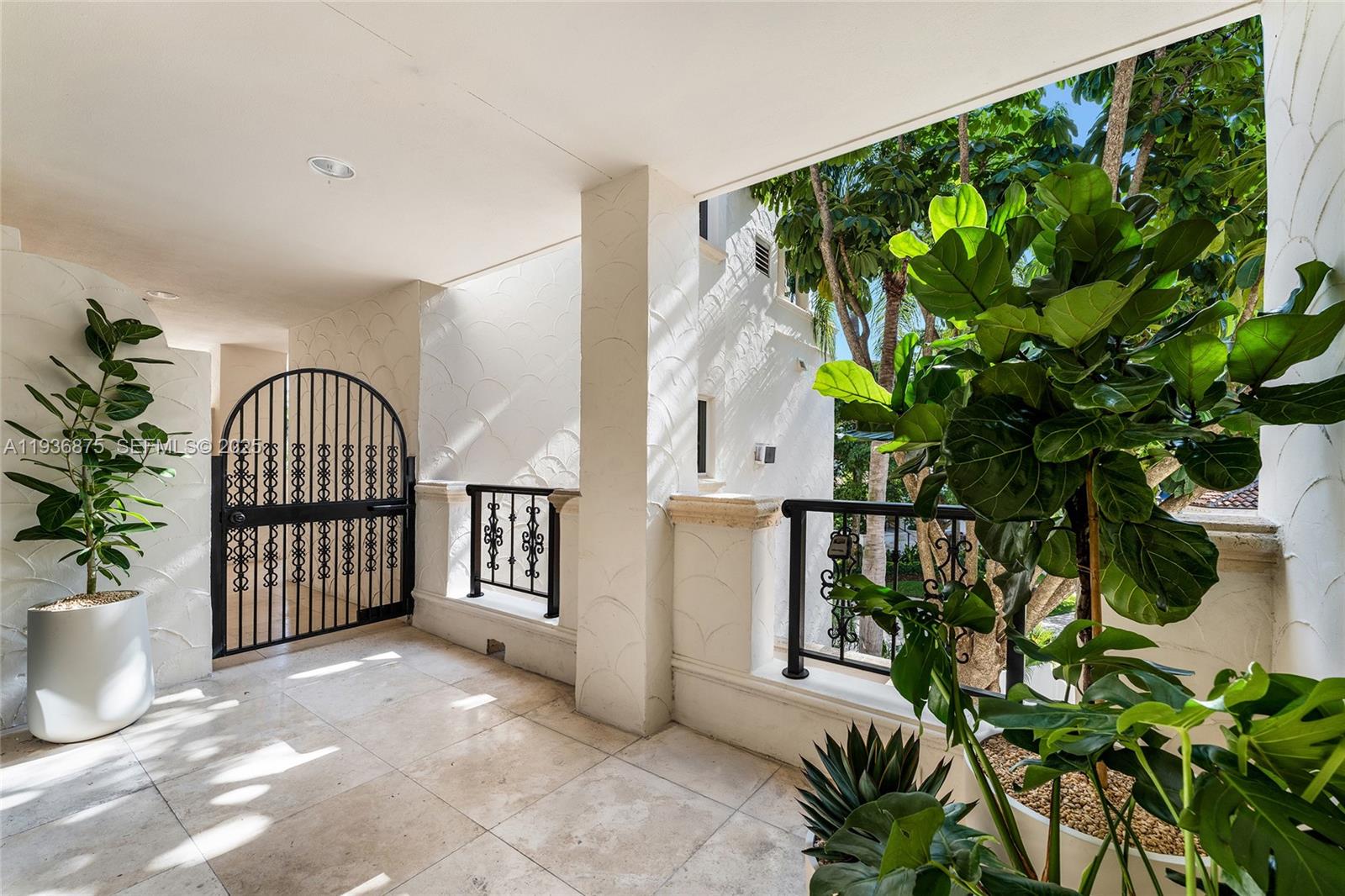 2521 Fisher Island Dr #6201, Miami Beach FL 33109
