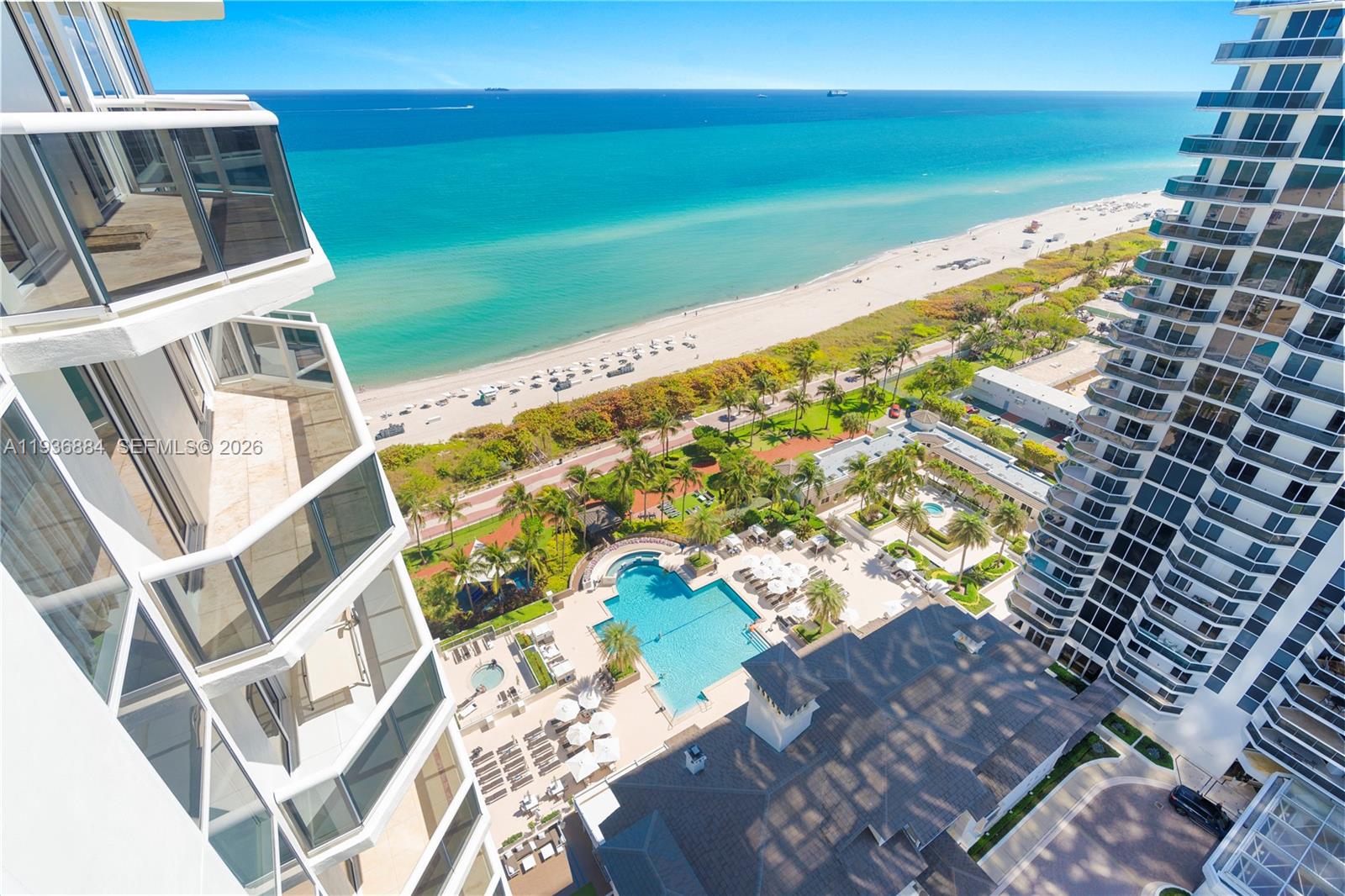 4779 Collins Ave #2204, Miami Beach FL 33140