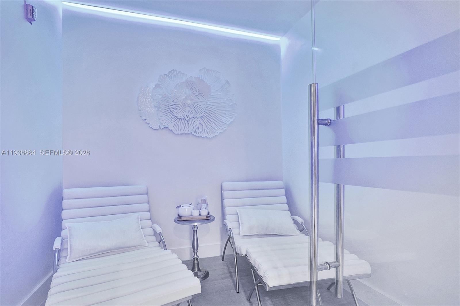 4779 Collins Ave #2204, Miami Beach FL 33140