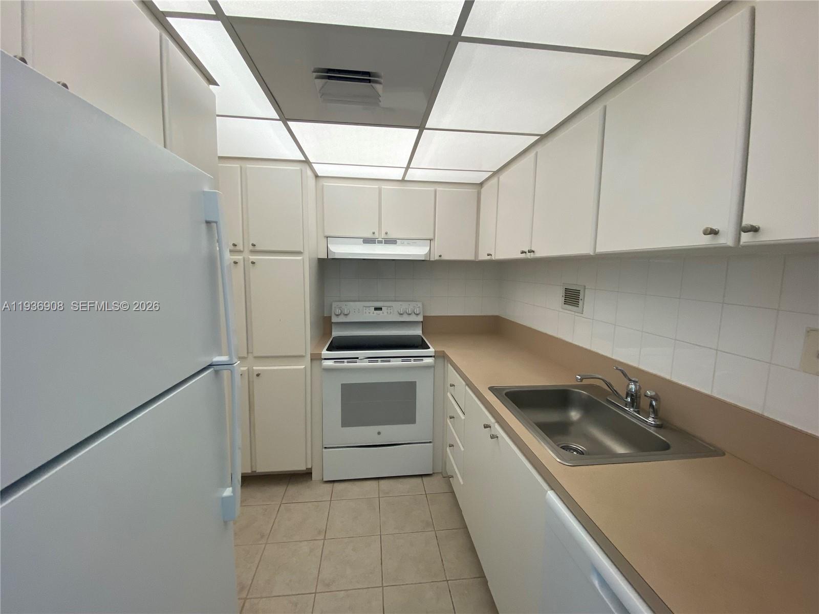1000 West Ave #723, Miami Beach FL 33139