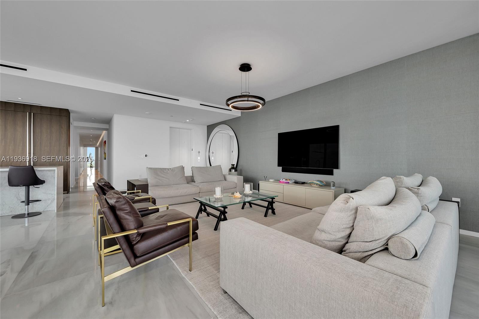 2000 S Ocean Dr #30B, Hallandale Beach FL 33009