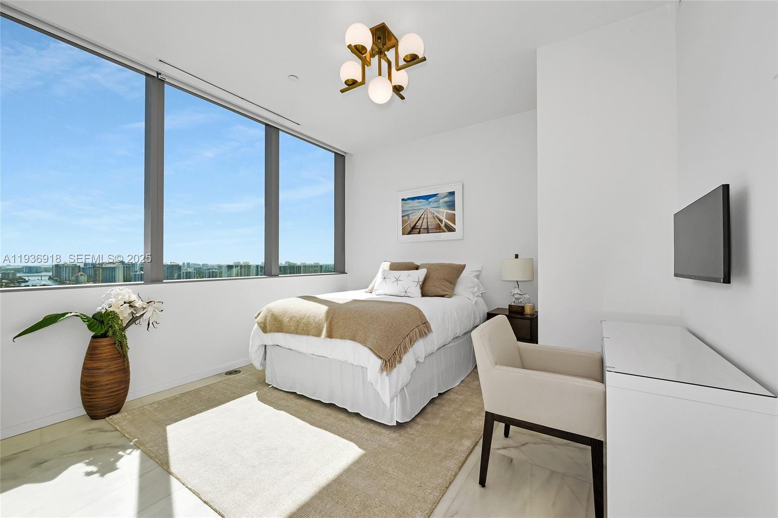 2000 S Ocean Dr #30B, Hallandale Beach FL 33009
