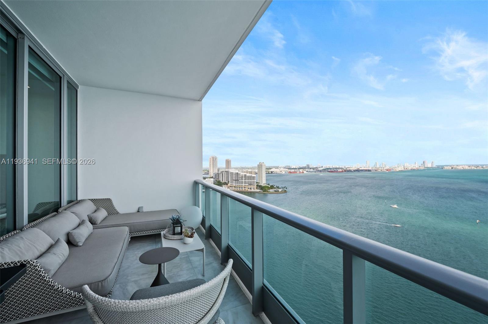 1331 Brickell Bay Dr #2907, Miami FL 33131