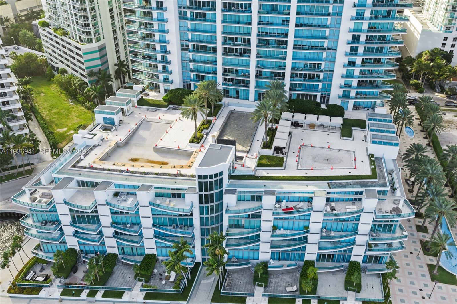 1331 Brickell Bay Dr #2907, Miami FL 33131