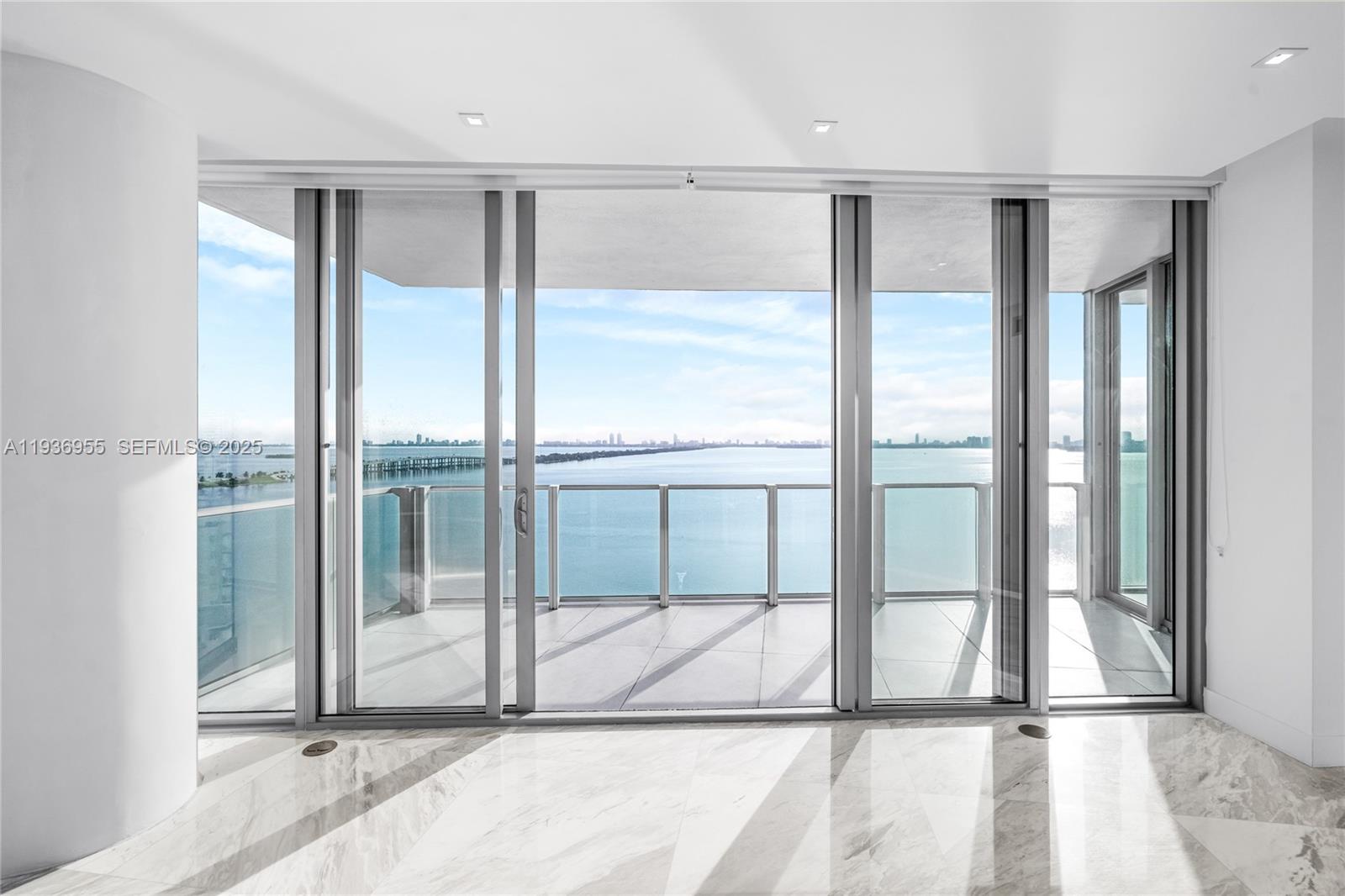 2900 NE 7th Ave #1402, Miami FL 33137