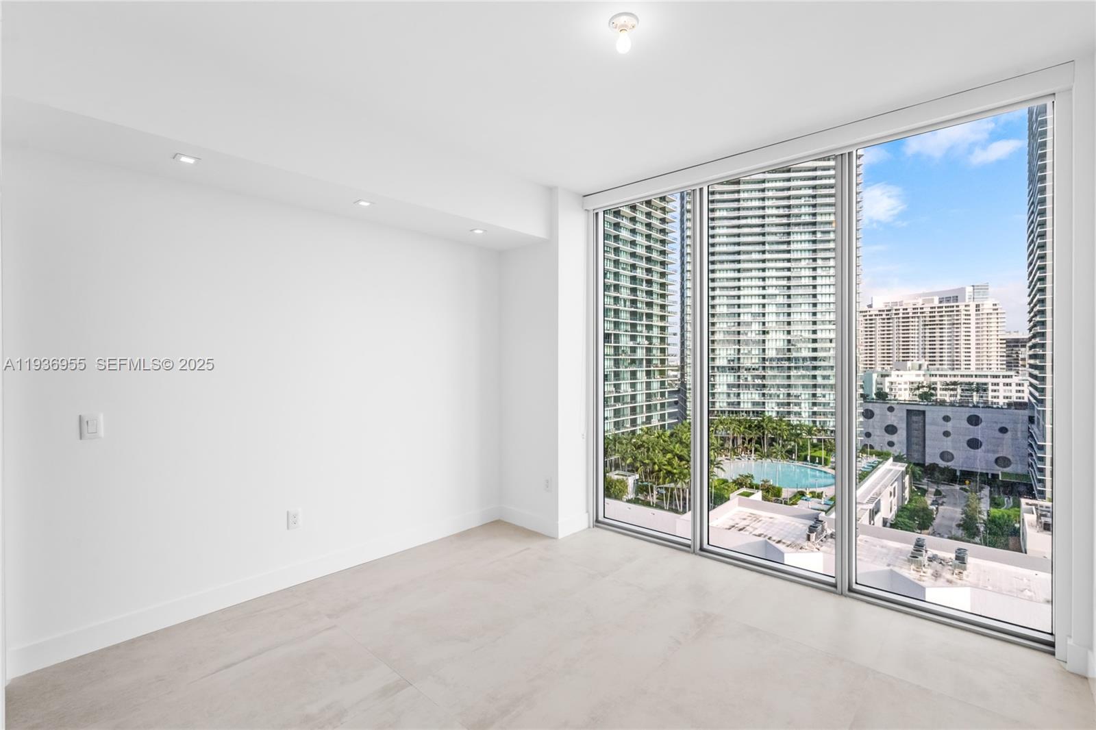 2900 NE 7th Ave #1402, Miami FL 33137