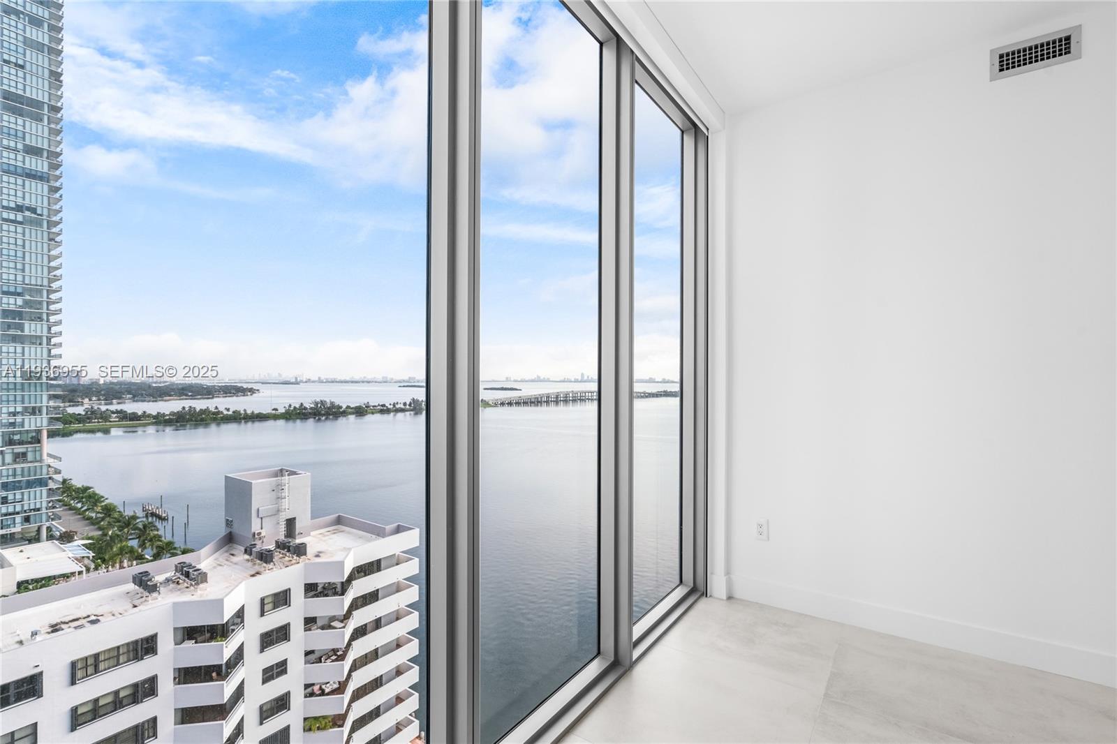 2900 NE 7th Ave #1402, Miami FL 33137