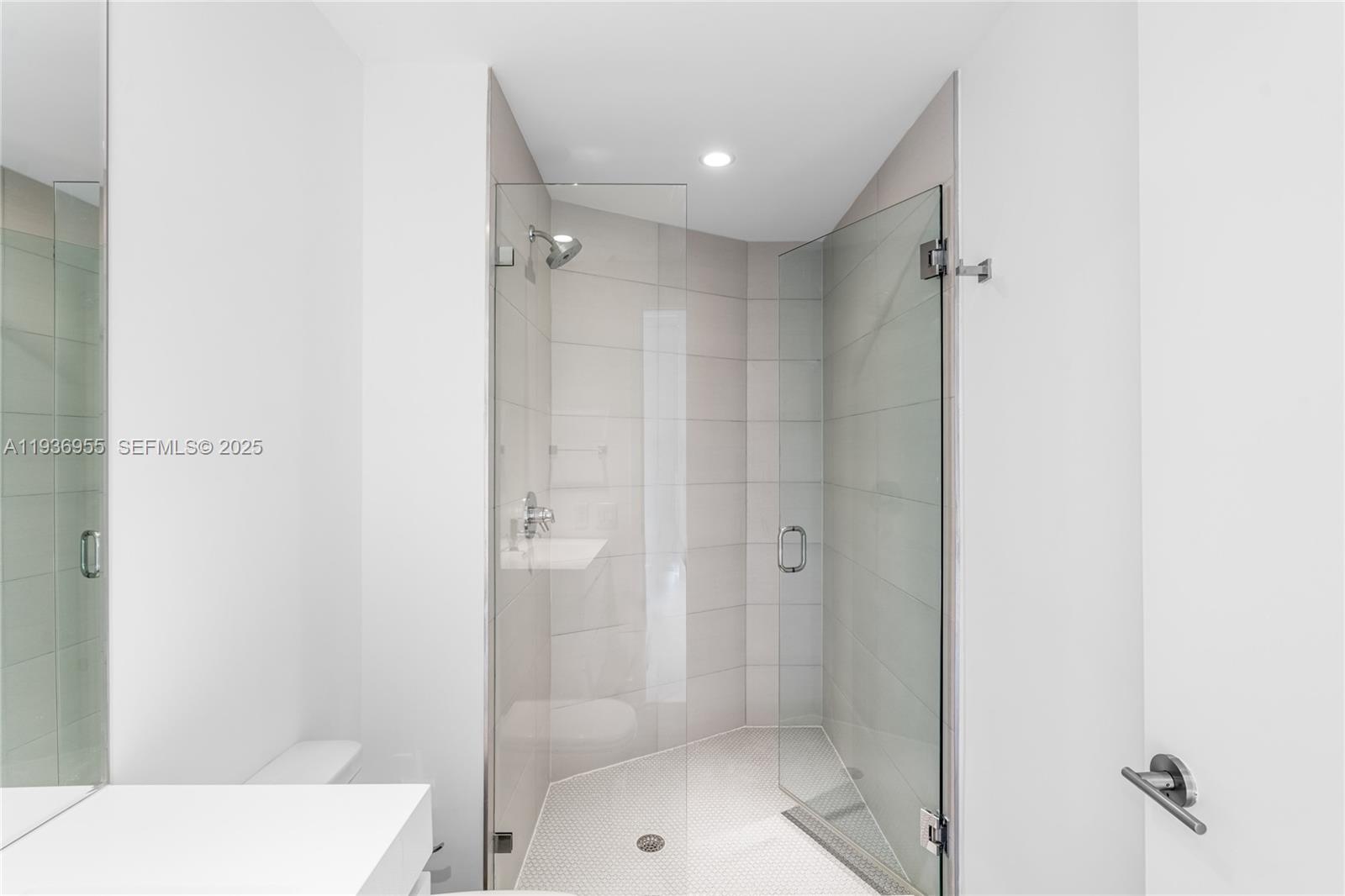 2900 NE 7th Ave #1402, Miami FL 33137